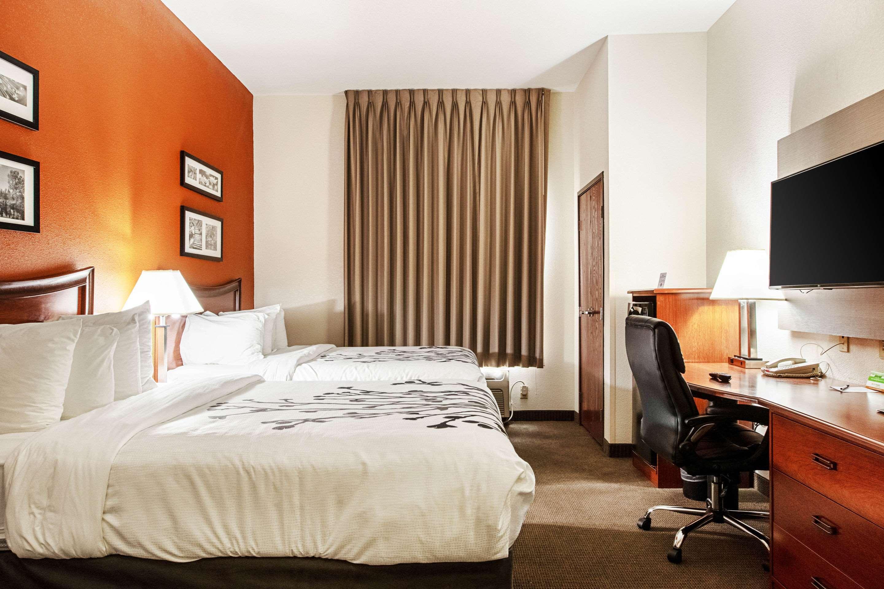 Sleep & Hotel Hobbs